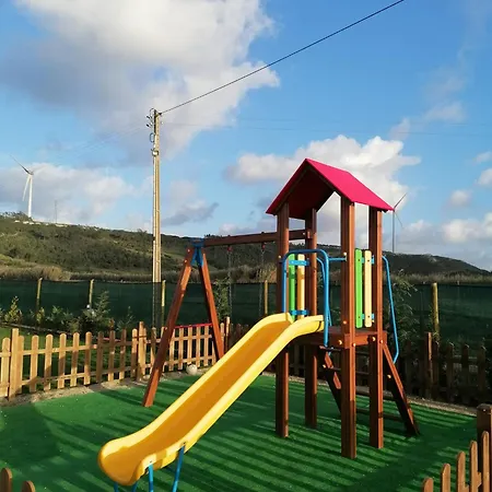 Casinhas Dos Valados Aldeamento Turístico *