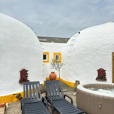 Casinhas Dos Valados Aldeamento Turístico Atouguia Da Baleia