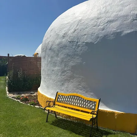 Aldeamento Turístico Casinhas Dos Valados *